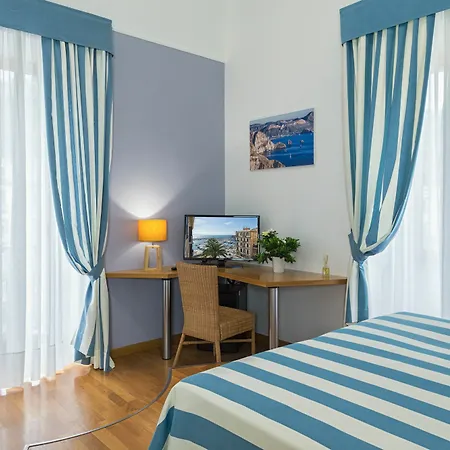 Casa D'amare 2* ナポリ